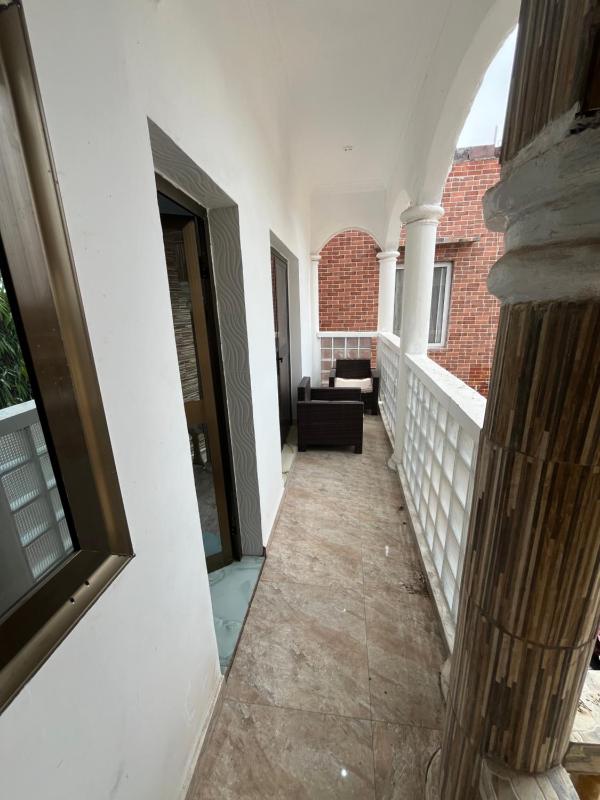 Appartement luxueux chambre salon - image 12