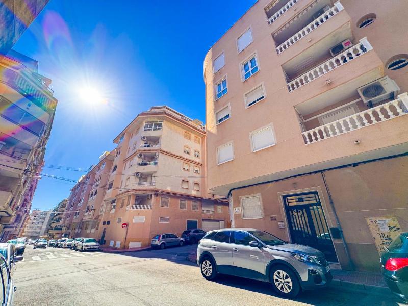 037 Modern Sweet Apartment - Alicante Holiday - image 2