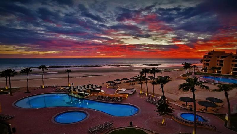 1-Bedroom Beachfront Penthouse at Princesa Resort - BeachBumCondos - image 20