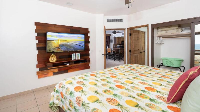 1-Bedroom Beachfront Penthouse at Princesa Resort - BeachBumCondos - image 17