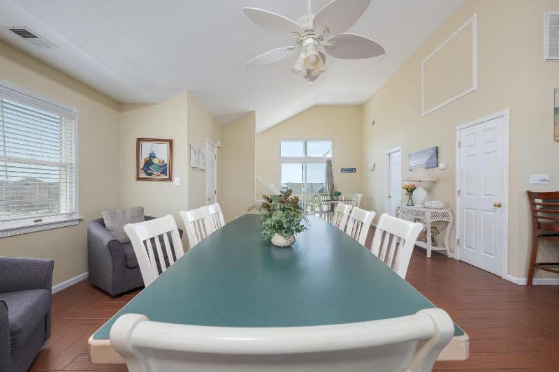 5458 - Pier 1 Retreat - image 12