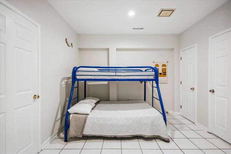 1525 - Pampa Hill - image 30