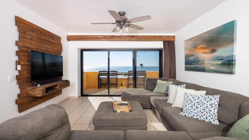 Two-Story 2-Bedroom Beachfront Penthouse at Princesa Resort - BeachBumCondos - image 38
