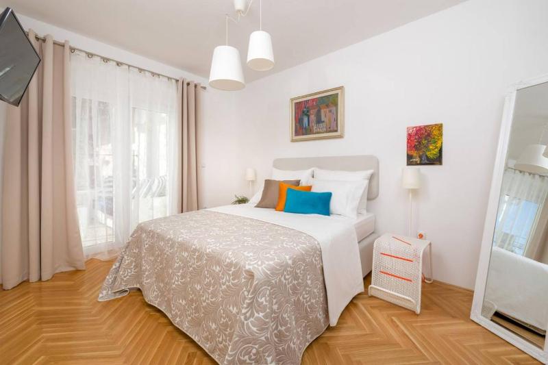Luxury Villa Murvica with private pool near the beach in Murvica on Brac island - image 39