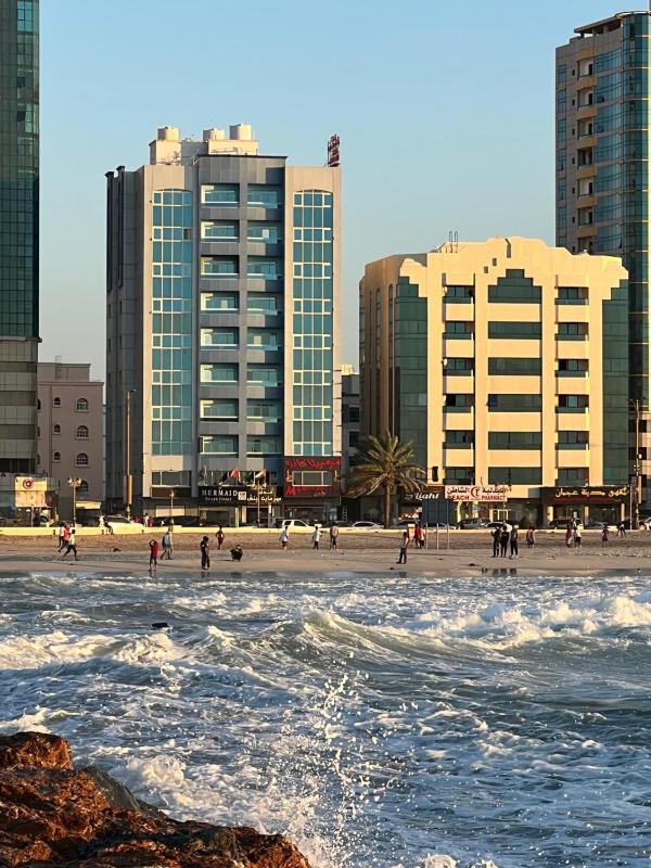 Mermaid Beach Hotel LLC - image 1