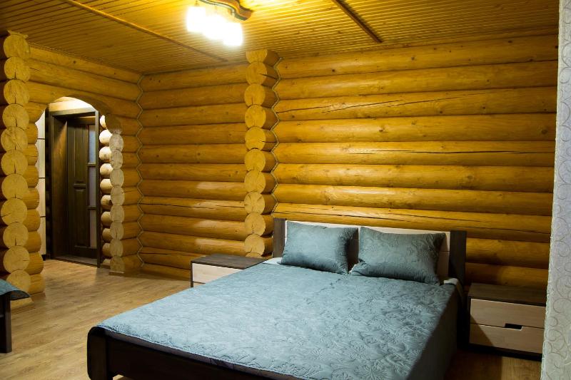 Triple Room with Balcony image 3