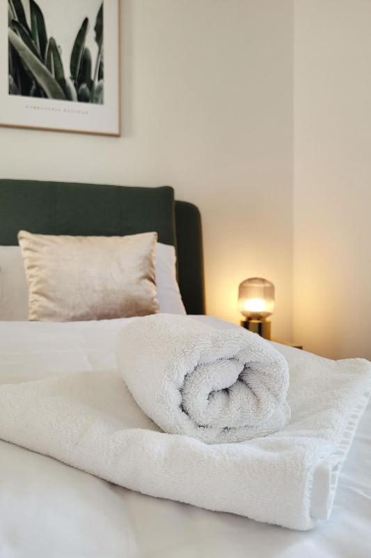 Romantische Ferienwohnung am Hafen mit gratis Bettwäsche-Paket und Terrasse - image 19