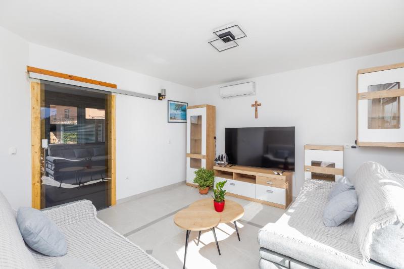 Apartment Brela 789a - image 25