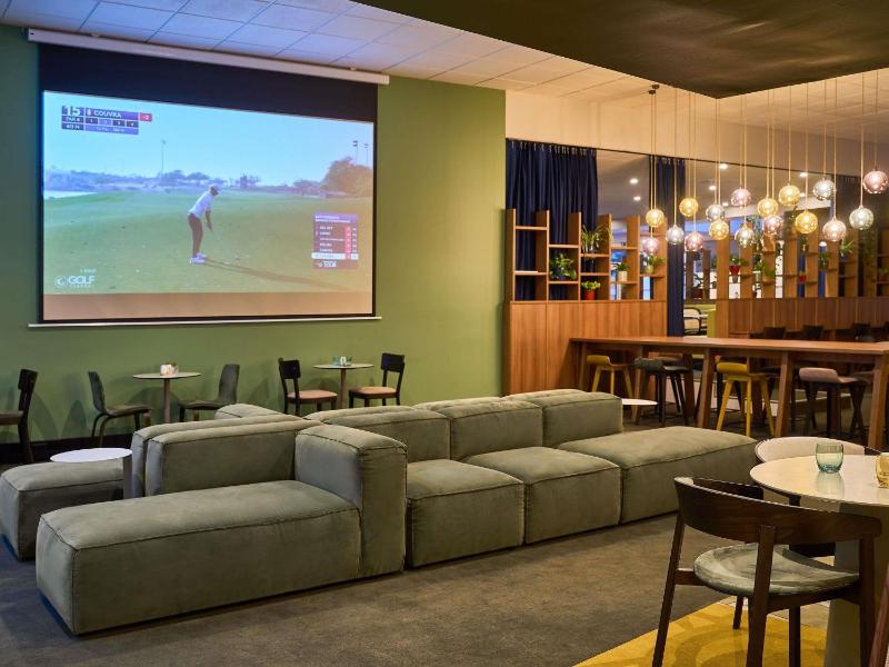 Novotel Praha Wenceslas Square Hotel - image 11