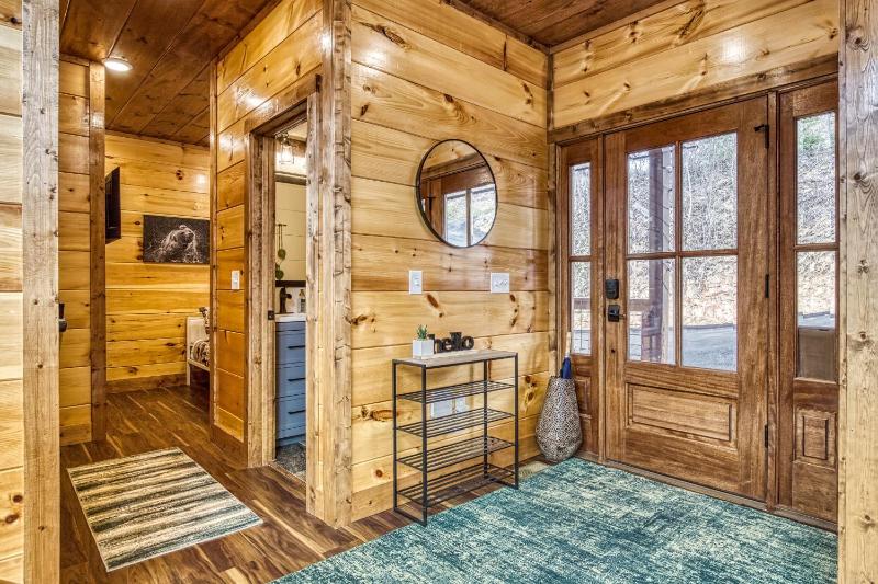 Longview Lodge - Mountain Views - image 2