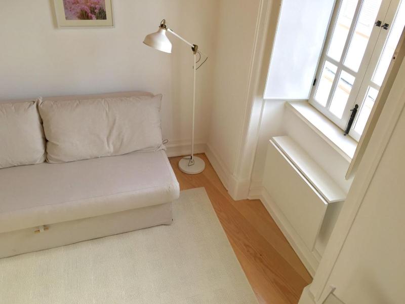 Large Double Room image 3
