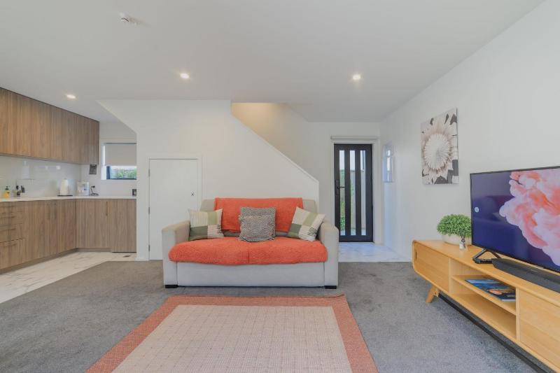 Bright Christchurch Apartment with Private Patio - image 11