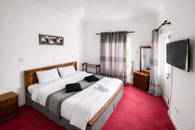 Hillcroft Villa - image 16