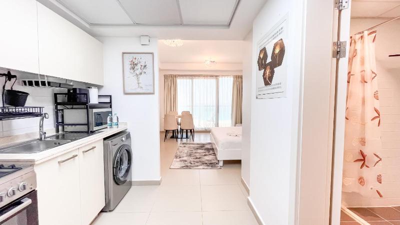 Sea View Studio apartment in Pacific Al Marjan Island - image 14