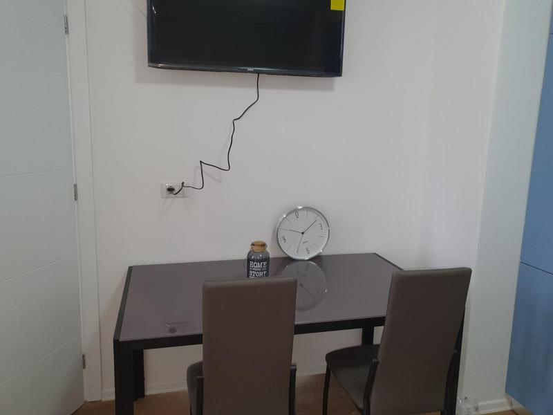 Executive Studio Medreseja AC Lift WifiTV Balcony - image 4