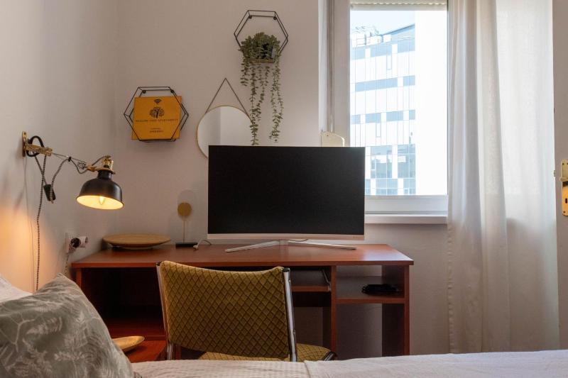 1BR 37sqm - Free Parking Area - Pro Workspace -WiFi - image 14