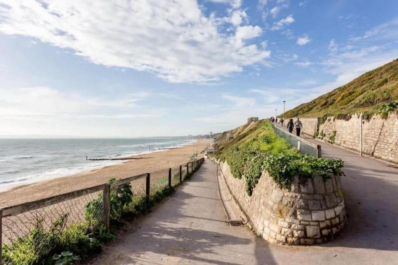 Rise and Shine - With a Balcony On the Seafront - image 28