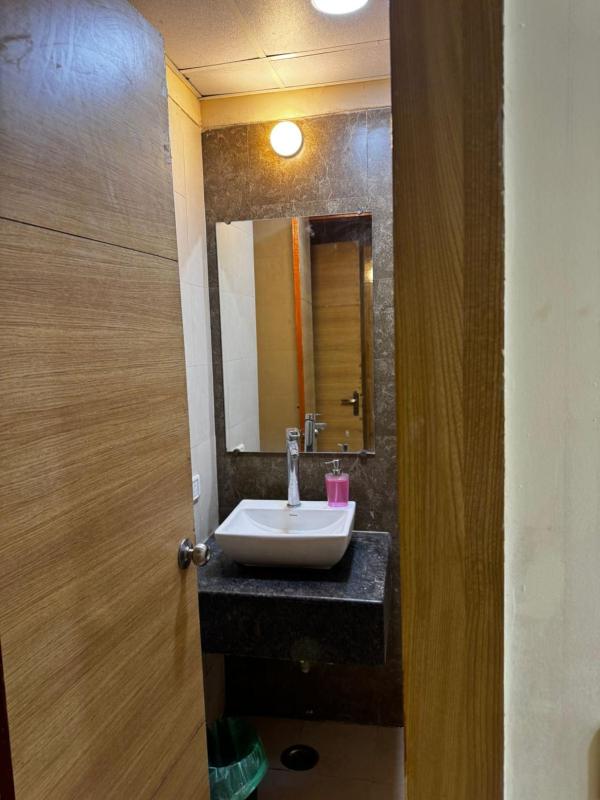 The Suites - image 17