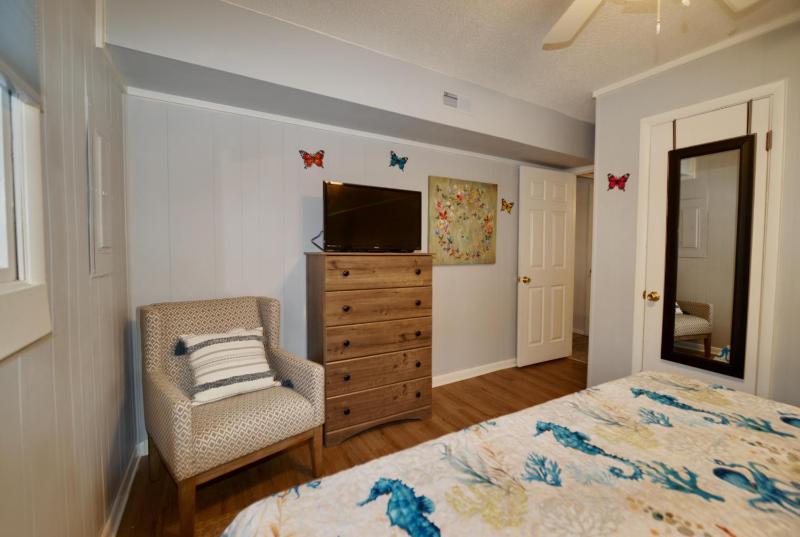 OS758- Beachside Bliss - image 9
