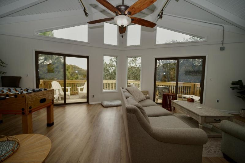 OS758- Beachside Bliss - image 3