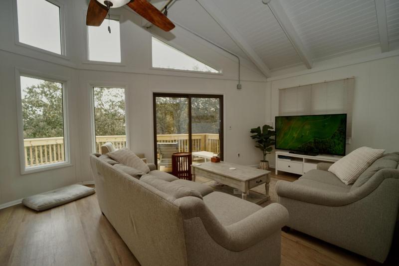 OS758- Beachside Bliss - image 37