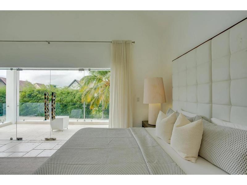 Spectacular Villa in Arrecife Punta Cana - image 32