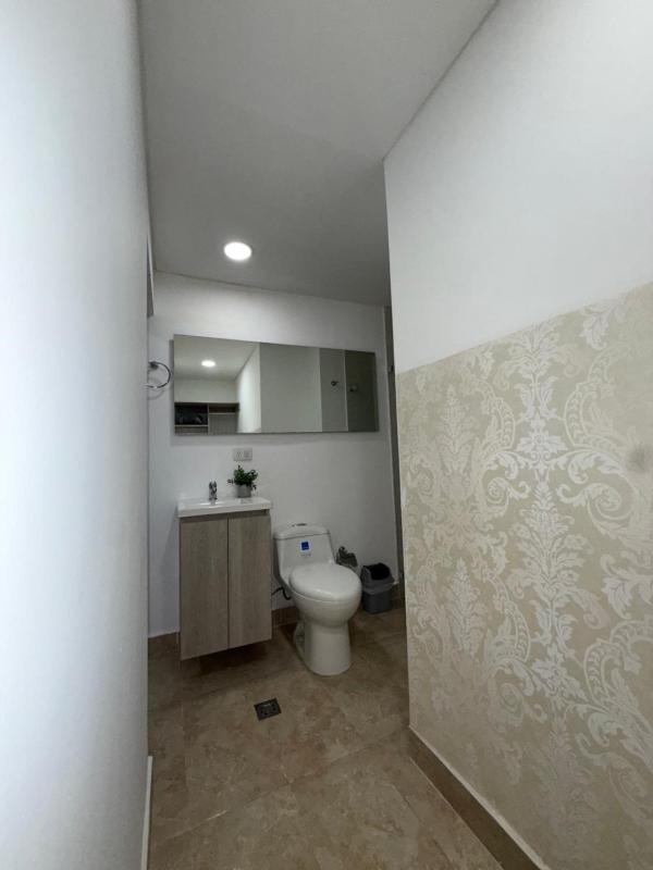 Apartaestudio grupal privado dentro de hotel - image 14