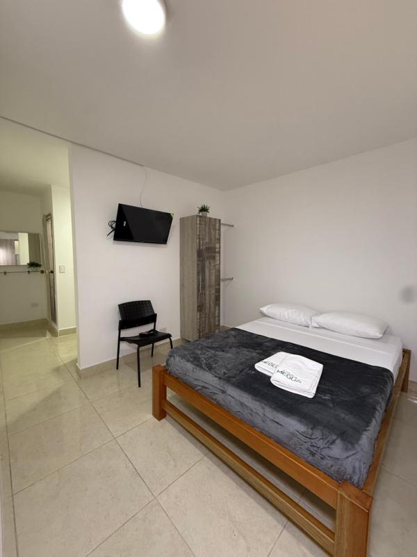 Apartaestudio grupal privado dentro de hotel - image 11