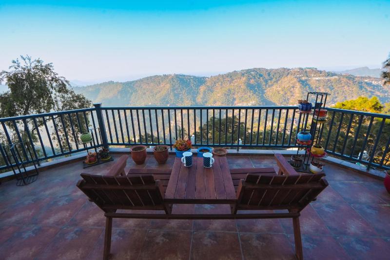 Kb's Luxury Mountain Villa Sunset View Near Kasauli - image 16