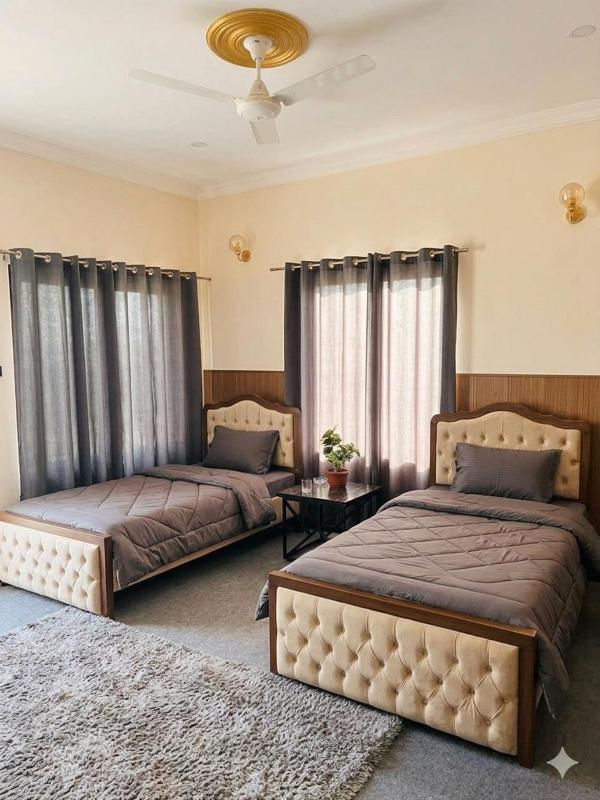 Executive Rooms - F10 Islamabad - image 2