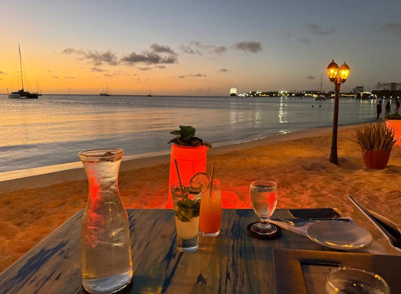 Loveli Stay Aruba - image 15