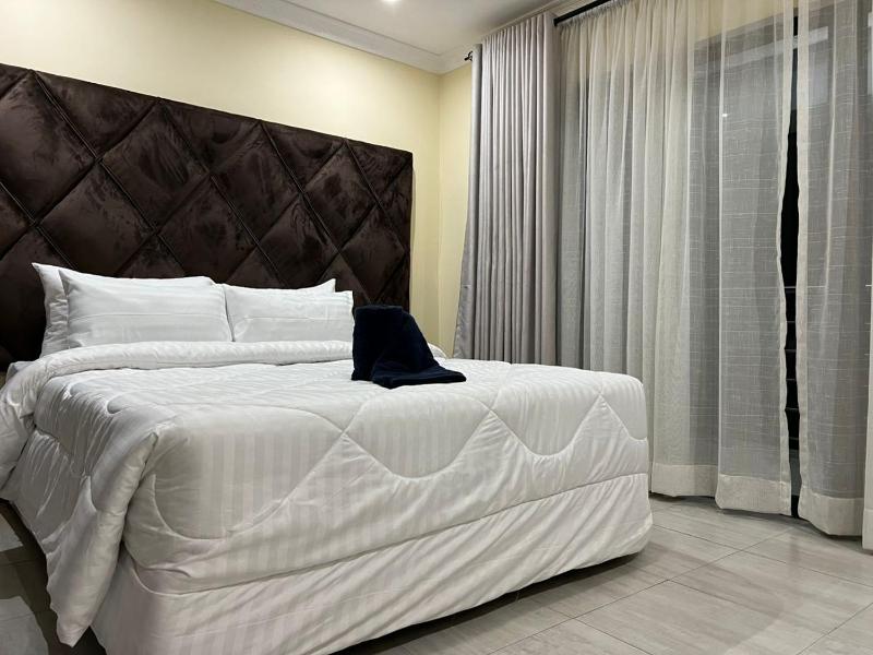 Roma Apartments - image 8