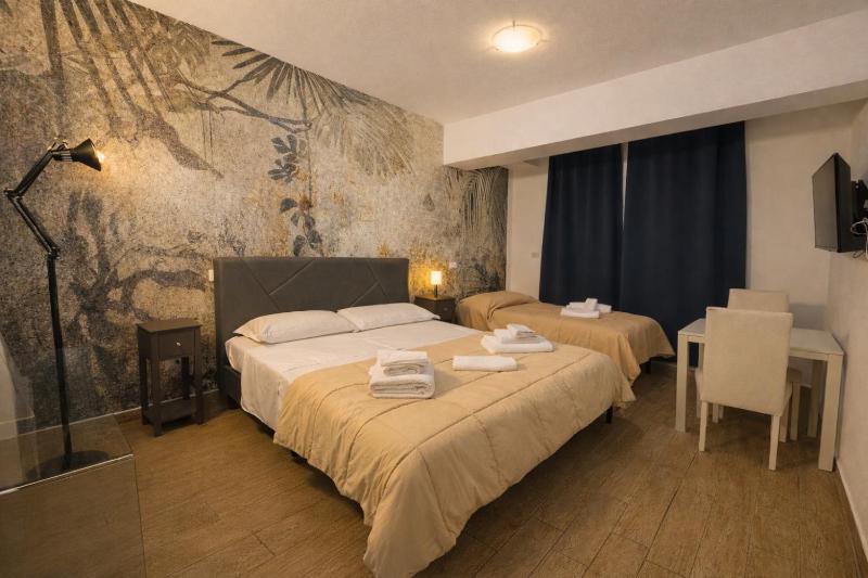 Thalassa Panoramic Suites - image 38