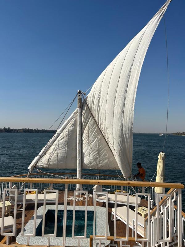 Étoile D Égypte Luxury Nile Dahabiya Cruise- Embarkations on Mondays 4 night cruise from Esna to Aswan - Fridays 3 night cruise from Aswan to Esna - image 6