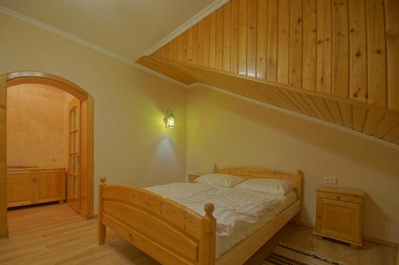 Budget Triple Room image 3
