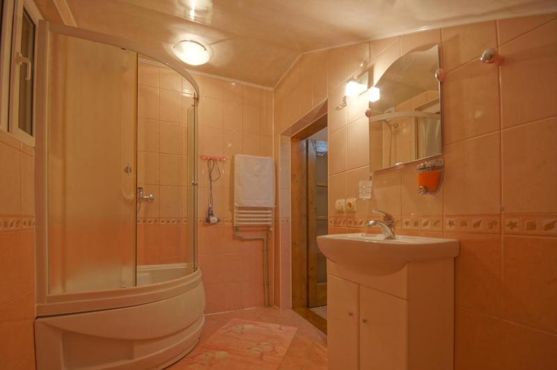 Standard  Double Room image 2