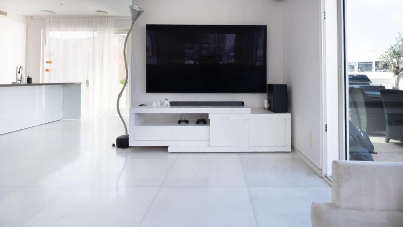 Luxury Penthouse - Private Pool Parking & Mamad - image 10