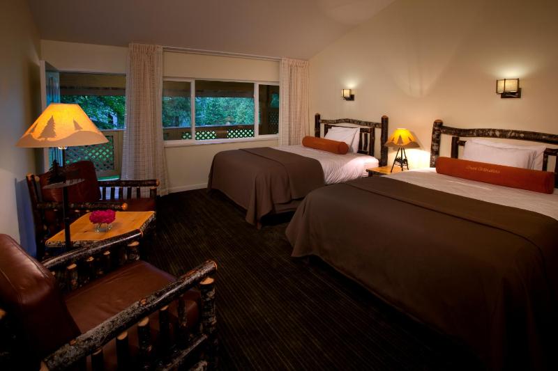 Standard Queen Room - No Pets Allowed image 1