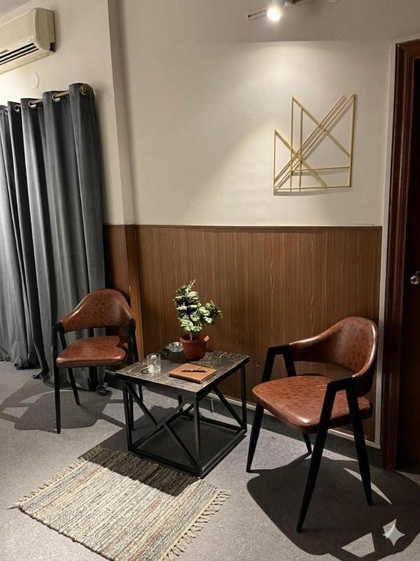 Executive Rooms - F10 Islamabad - image 13