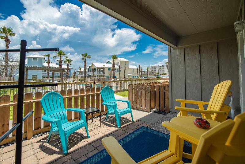 Sunrise Villas Condos - image 14