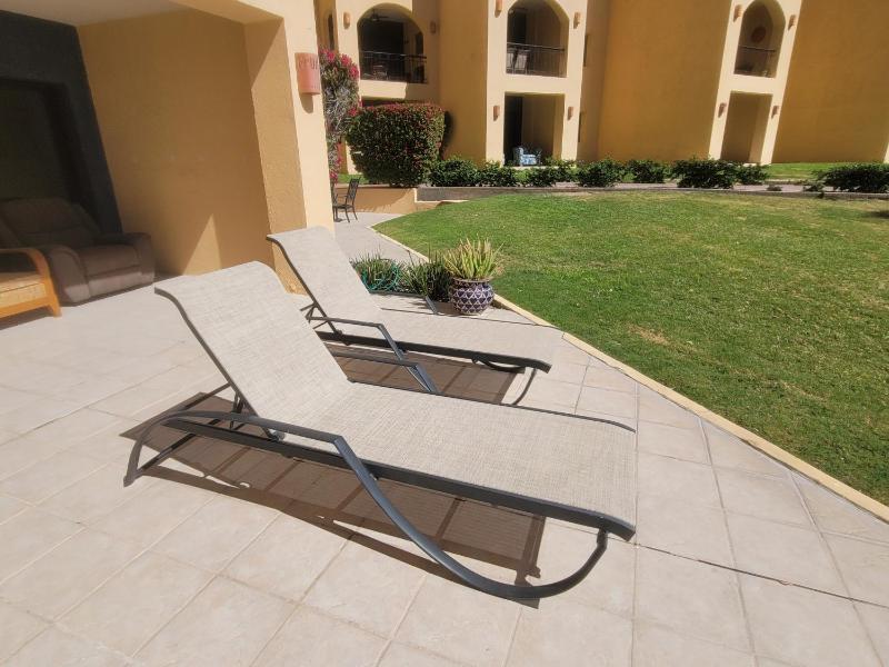 PrincesaB108 GroundFlr Grill ExperienceRockyPoint Oversized Patio - image 17