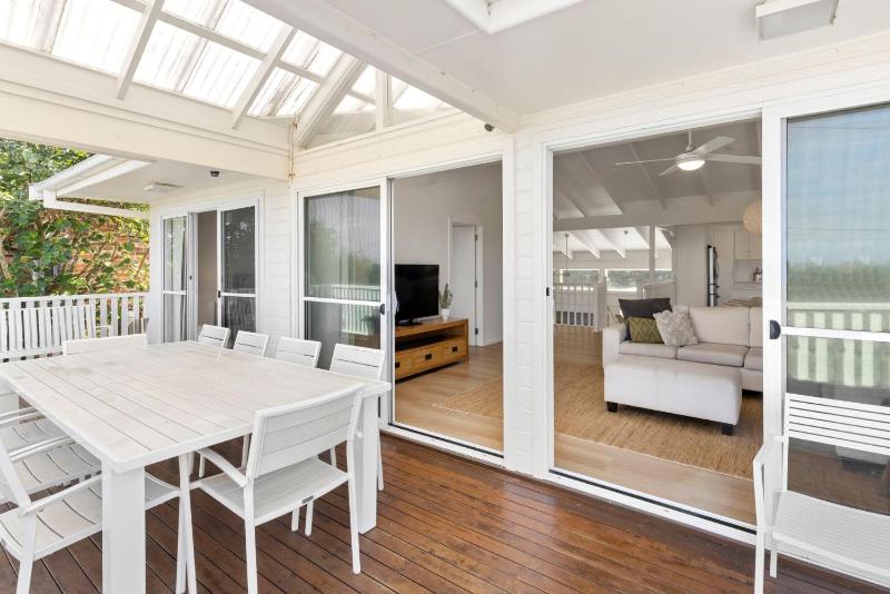 Peppertree Jervis Bay Pet Friendly Beachfront with Sea Views - image 32