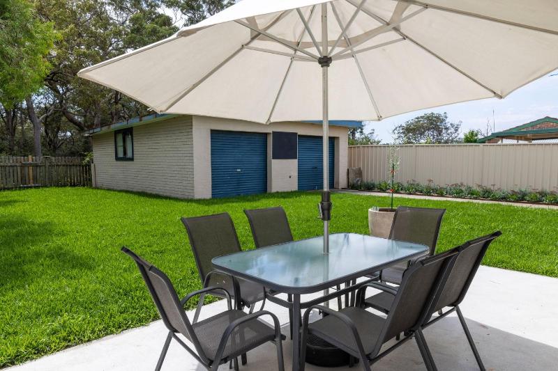 Callala Living - Pet Friendly - 5 Min Walk to Beach - image 25