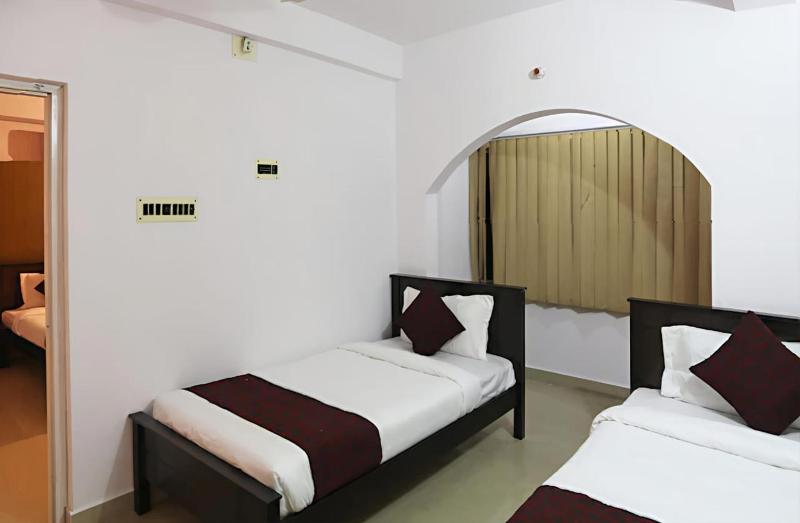 Megacity Inn - image 14