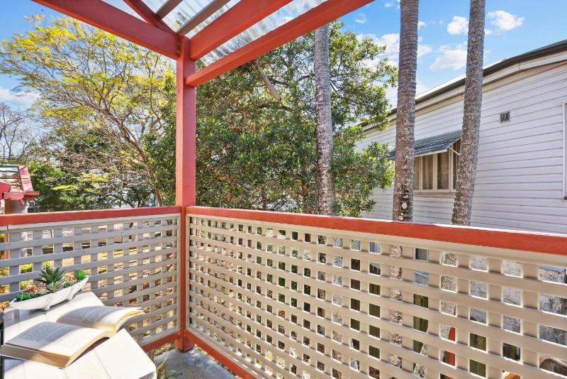 Comfy Studio near Gabba with Secure Parking - image 8