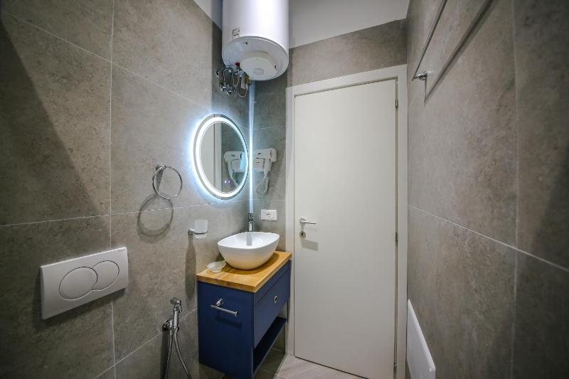 Denis Studios Durres - image 6
