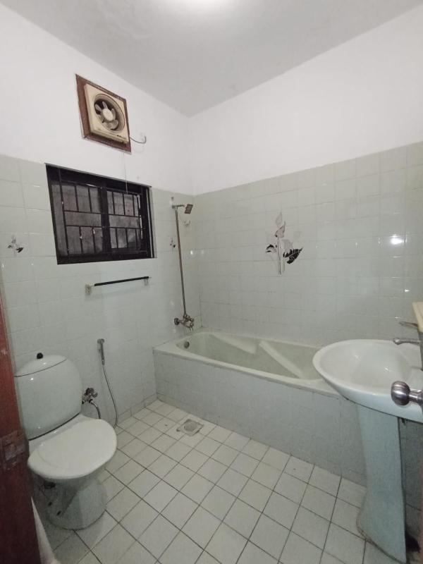Executive Rooms - F10 Islamabad - image 11