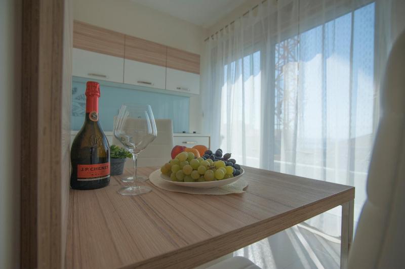 JLK MODERN SUITES Budva - image 5