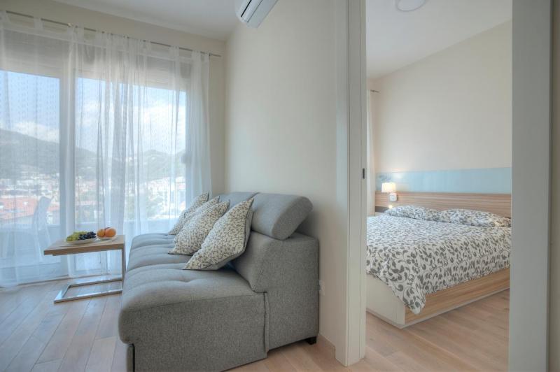 JLK MODERN SUITES Budva - image 6