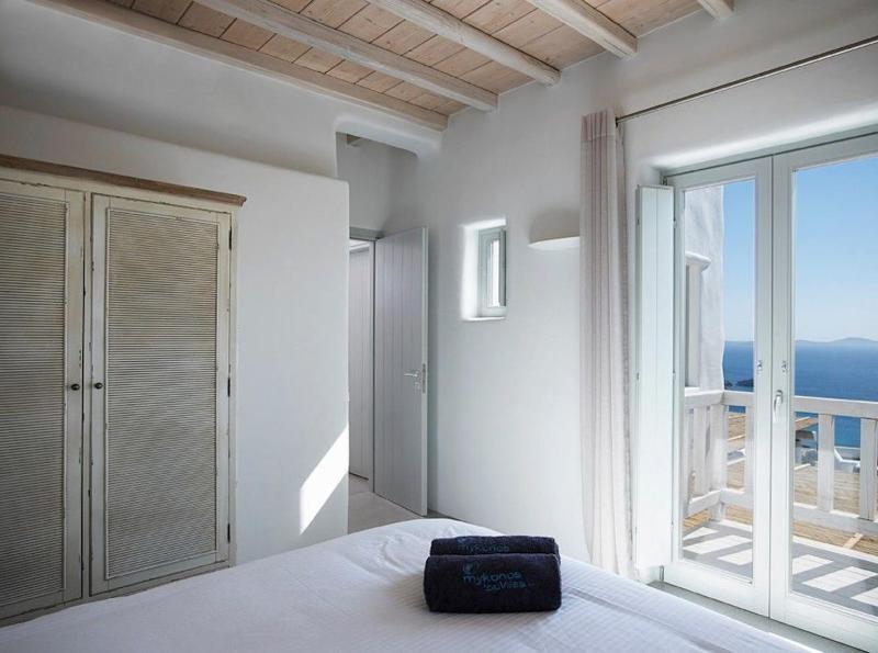 Villa Houlakia Azure Mykonos Sea Views Private Pool Near Mykonos Town - image 3